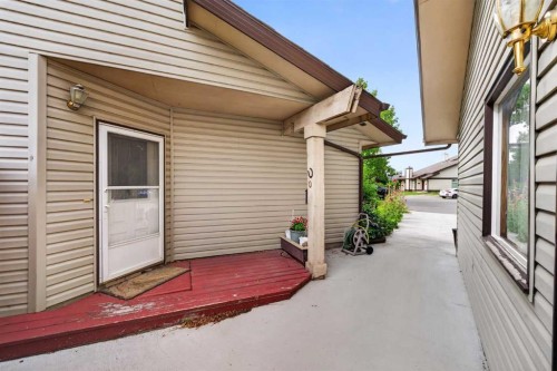 36 Templegreen Bay Ne, Calgary, AB - Outdoor With Exterior