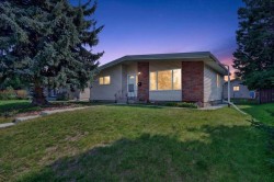 5048 Vanstone Crescent NW Calgary, AB T3A 0V9
