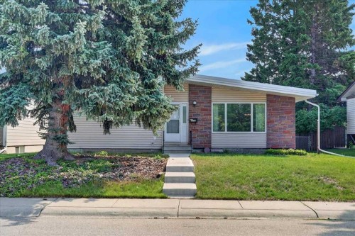 5048 Vanstone Crescent Nw, Calgary, AB - Outdoor