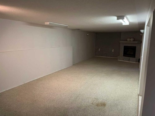 352 Malvern Close Ne, Calgary, AB - Indoor