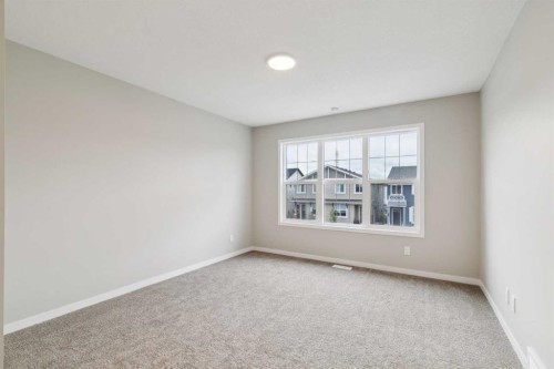413 Hotchkiss Drive Se, Calgary, AB - Indoor Photo Showing Other Room
