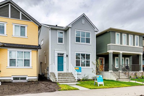 413 Hotchkiss Drive Se, Calgary, AB - Outdoor With Facade