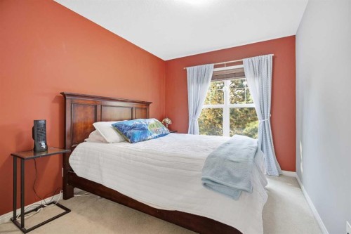 3 Chaparral Valley Gardens Se, Calgary, AB - Indoor Photo Showing Bedroom