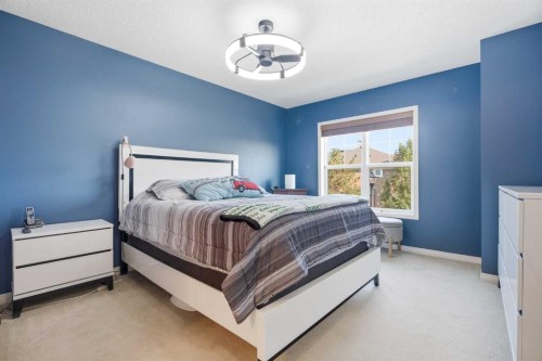 3 Chaparral Valley Gardens Se, Calgary, AB - Indoor Photo Showing Bedroom