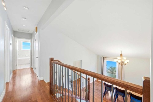 2445 Cherokee Drive Nw, Calgary, AB 
