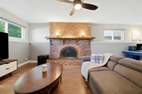 2445 Cherokee Drive Nw, Calgary, AB 