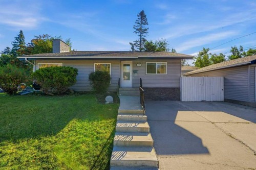 2445 Cherokee Drive Nw, Calgary, AB 
