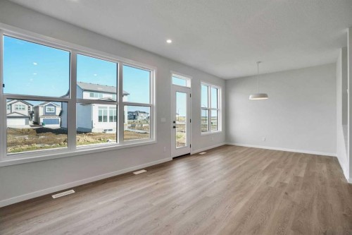 68 Sugarsnap Green Se, Calgary, AB - Indoor Photo Showing Other Room