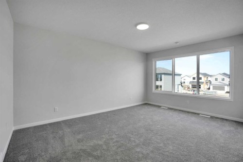 68 Sugarsnap Green Se, Calgary, AB - Indoor Photo Showing Other Room