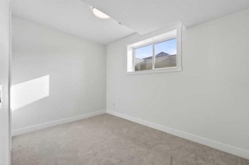 32 Lakes Estates Circle, Strathmore, AB - Indoor Photo Showing Other Room