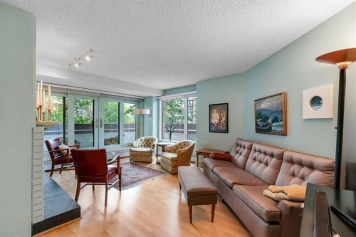 303-1731 9A Street SW Calgary, AB T2T 3E7