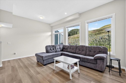 246 Cranbrook Square Se, Calgary, AB - Indoor Photo Showing Living Room