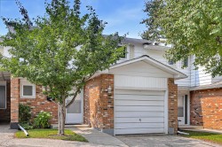 49-2815 Palliser Drive SW Calgary, AB T2V 3S8