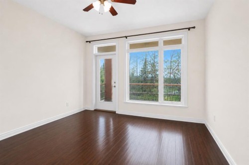 7305-14 Hemlock Crescent Sw, Calgary, AB - Indoor Photo Showing Other Room