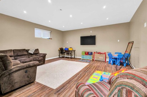 21 Evansfield Way Nw, Calgary, AB - Indoor