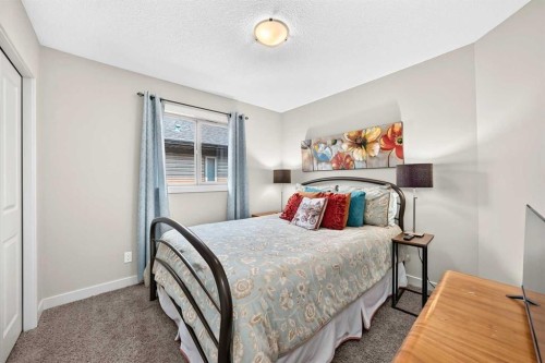 189 Chaparral Valley Drive Se, Calgary, AB - Indoor Photo Showing Bedroom
