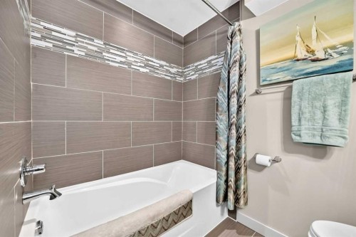 189 Chaparral Valley Drive Se, Calgary, AB - Indoor Photo Showing Bathroom