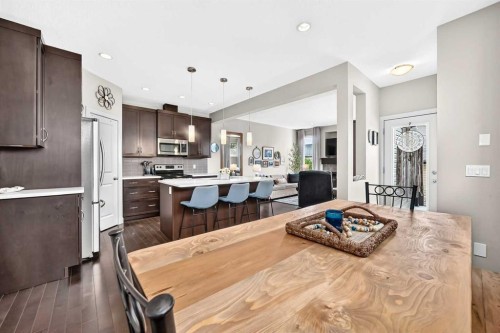 189 Chaparral Valley Drive Se, Calgary, AB - Indoor Photo Showing Other Room