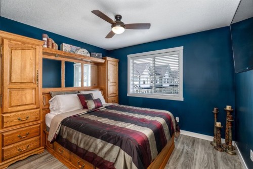 258 Copperleaf Way Se, Calgary, AB - Indoor Photo Showing Bedroom