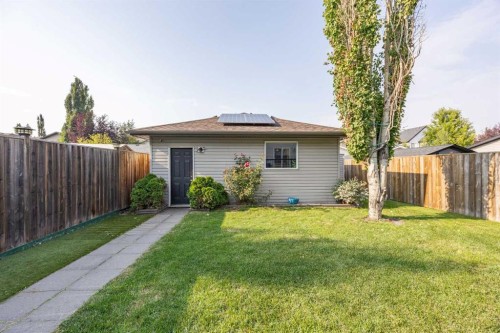 4446 Elgin Avenue Se, Calgary, AB - Outdoor