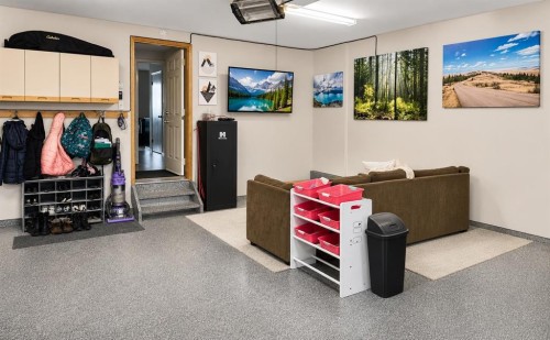 190 Mt Robson Close Se, Calgary, AB - Indoor Photo Showing Other Room