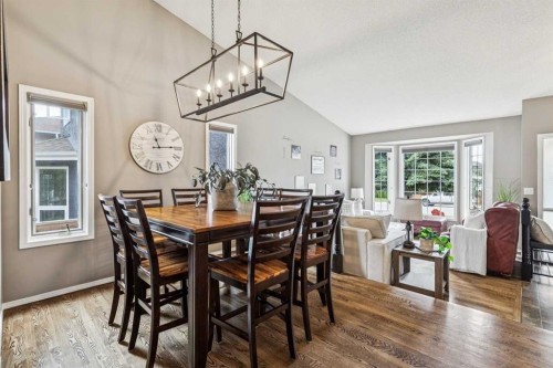 190 Mt Robson Close Se, Calgary, AB - Indoor Photo Showing Dining Room