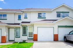 88 Country Hills Villas NW Calgary, AB T3K 4S8