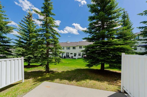 88 Country Hills Villas Nw, Calgary, AB - Outdoor