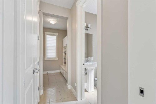 30 Ascot Crescent Sw, Calgary, AB - Indoor