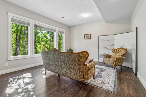 30 Ascot Crescent Sw, Calgary, AB - Indoor Photo Showing Living Room