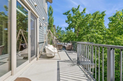 30 Ascot Crescent Sw, Calgary, AB - Outdoor With Balcony With Exterior