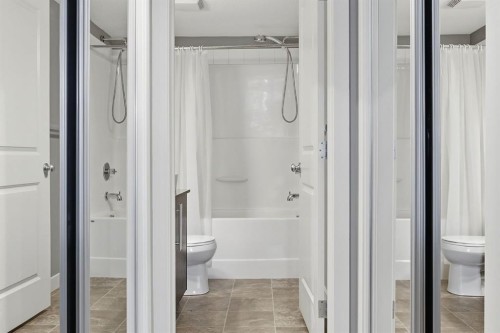 5105-155 Skyview Ranch Way Ne, Calgary, AB - Indoor Photo Showing Bathroom