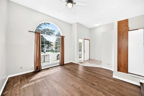 6934 Laguna Way Ne, Calgary, AB - Indoor Photo Showing Other Room