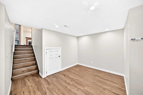 6934 Laguna Way Ne, Calgary, AB - Indoor Photo Showing Other Room