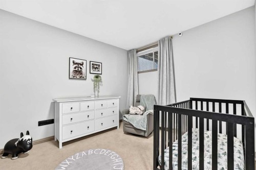 59 Prestwick Street Se, Calgary, AB - Indoor Photo Showing Bedroom