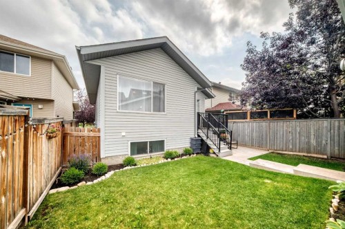 59 Prestwick Street Se, Calgary, AB - Outdoor