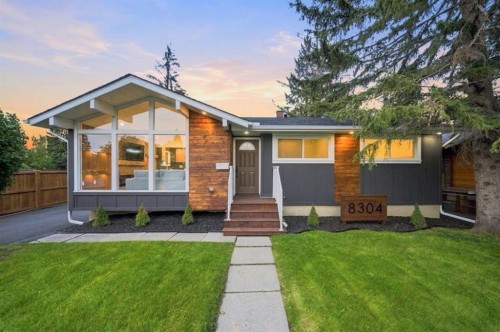 8304 11 Street Sw, Calgary, AB - Outdoor
