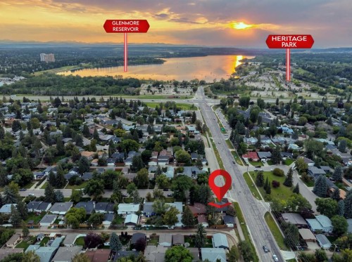 8304 11 Street Sw, Calgary, AB - Outdoor With View