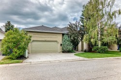 148 Scenic Ridge Crescent NW Calgary, AB T3L 1V3