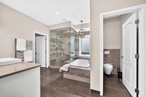148 Scenic Ridge Crescent Nw, Calgary, AB - Indoor Photo Showing Bathroom
