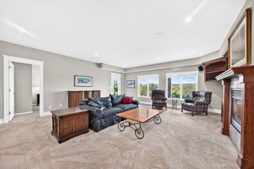 148 Scenic Ridge Crescent Nw, Calgary, AB - Indoor Photo Showing Living Room
