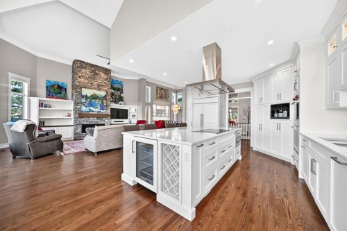 148 Scenic Ridge Crescent Nw, Calgary, AB - Indoor Photo Showing Kitchen With Upgraded Kitchen