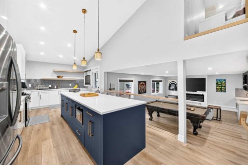 51 Strathaven Circle Sw, Calgary, AB 