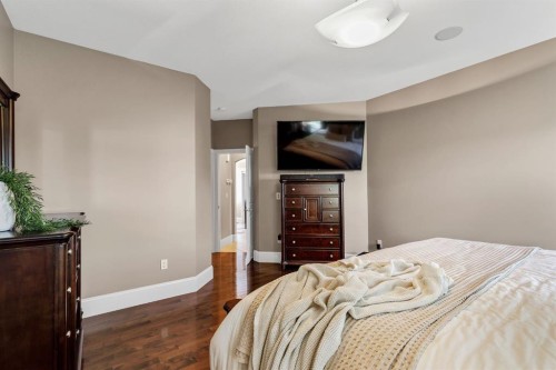 9 Liberty Place, Sylvan Lake, AB - Indoor Photo Showing Bedroom
