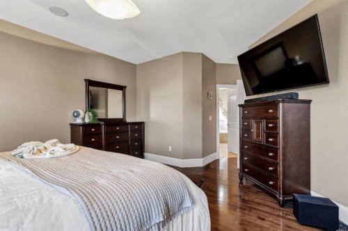 9 Liberty Place, Sylvan Lake, AB - Indoor Photo Showing Bedroom