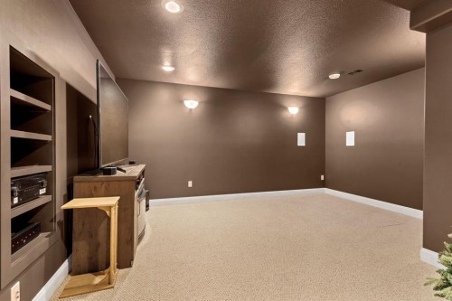 9 Liberty Place, Sylvan Lake, AB - Indoor Photo Showing Other Room