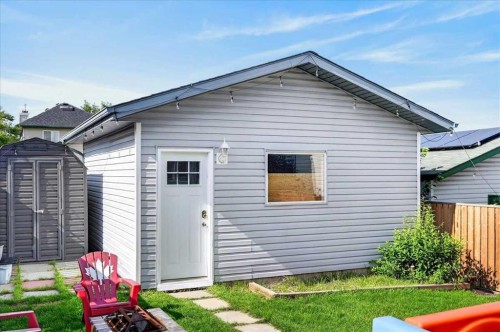 95 Hidden Point Nw, Calgary, AB - Outdoor