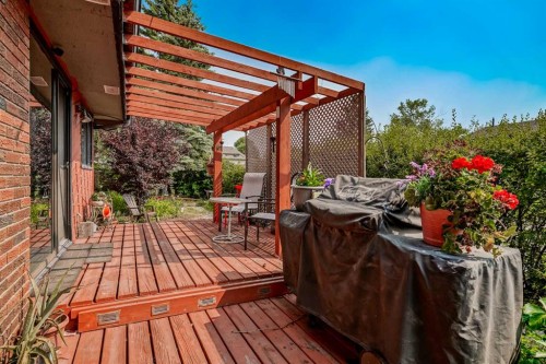 2604 Deer Side Drive Se, Calgary, AB 