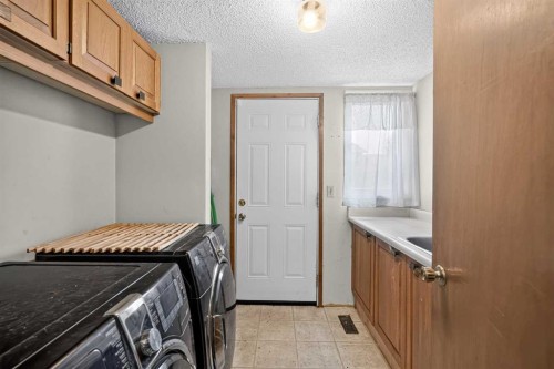 2604 Deer Side Drive Se, Calgary, AB 
