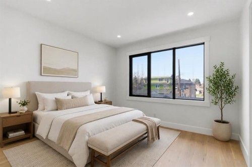 218 19 Avenue Nw, Calgary, AB - Indoor Photo Showing Bedroom